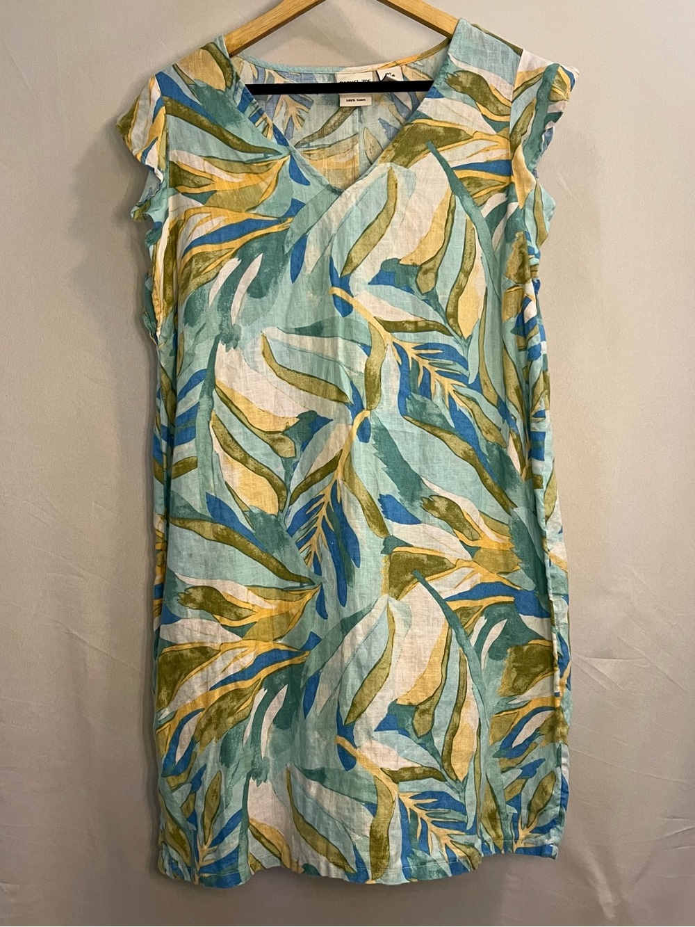 100% Linen Leaf-Print Shift Dress in Aqua
